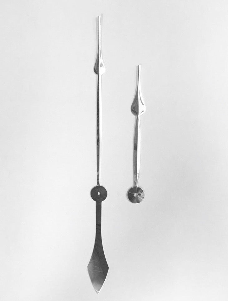 630mm Wine Barrel Head Clock handcrafted wine barrel furniture in Australia - Large Silver Spade, image 8